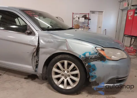 2013 Chrysler 200 Touring from USA, damaged, VIN 1C3CCBBB7DN505352